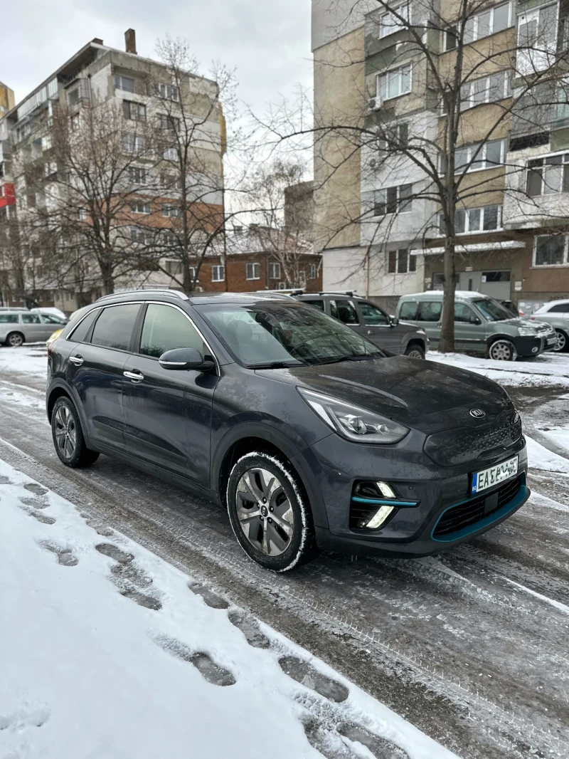 Kia Niro 64kW/Термопомпа/Гаранция/Executiveline/SOH 100%, снимка 3 - Автомобили и джипове - 53034596
