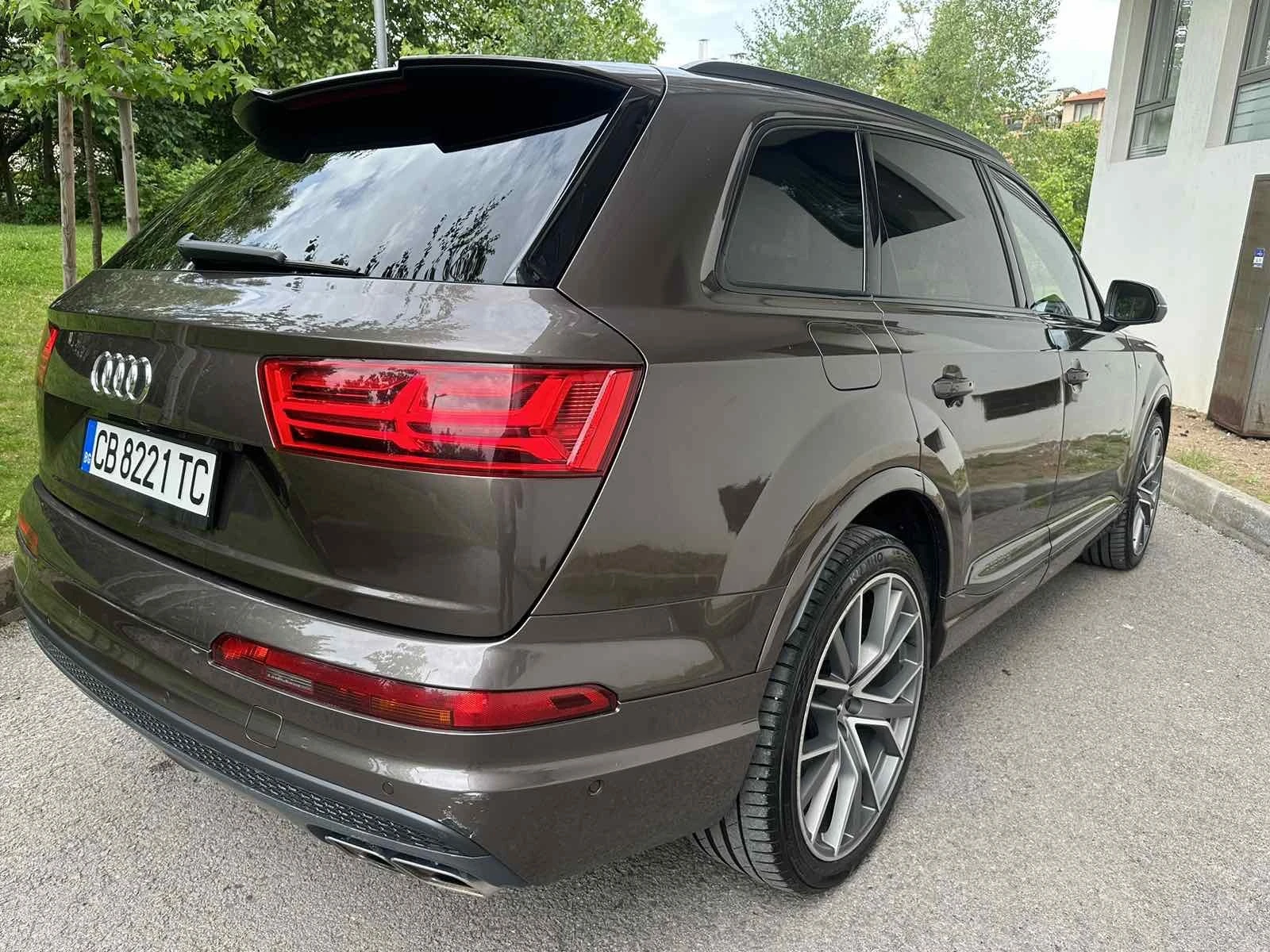 Audi SQ7 CERAMIC / 360 КАМЕРИ / SOFT CLOSE  - изображение 7