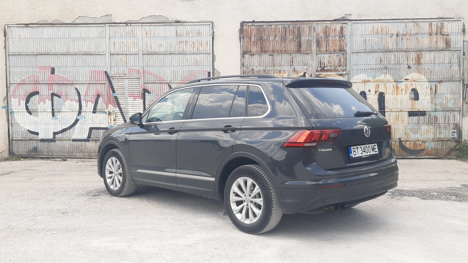 VW Tiguan Highline 2.0 TSI 4Motion - изображение 3