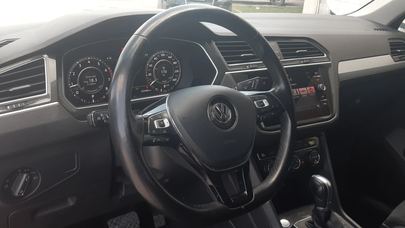 VW Tiguan Highline 2.0 TSI 4Motion - изображение 6