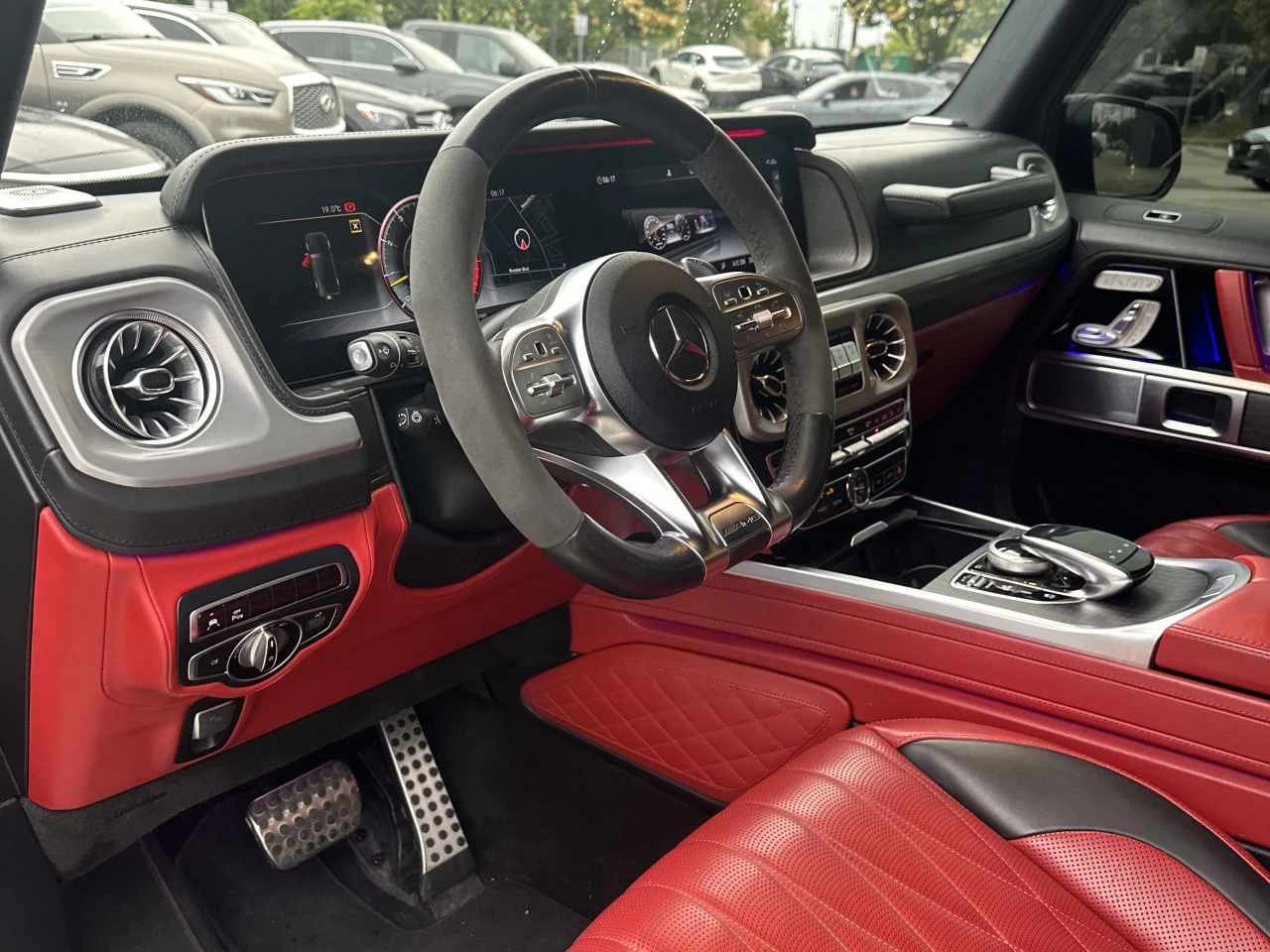 Mercedes-Benz G 63 AMG * CARFAX * АВТО КРЕДИТ * ЦЕНА ДО БГ! - изображение 6
