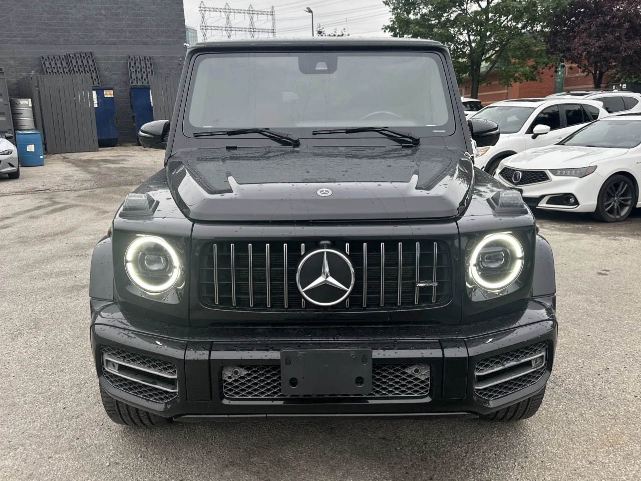 Mercedes-Benz G 63 AMG * CARFAX * АВТО КРЕДИТ * ЦЕНА ДО БГ! - изображение 2