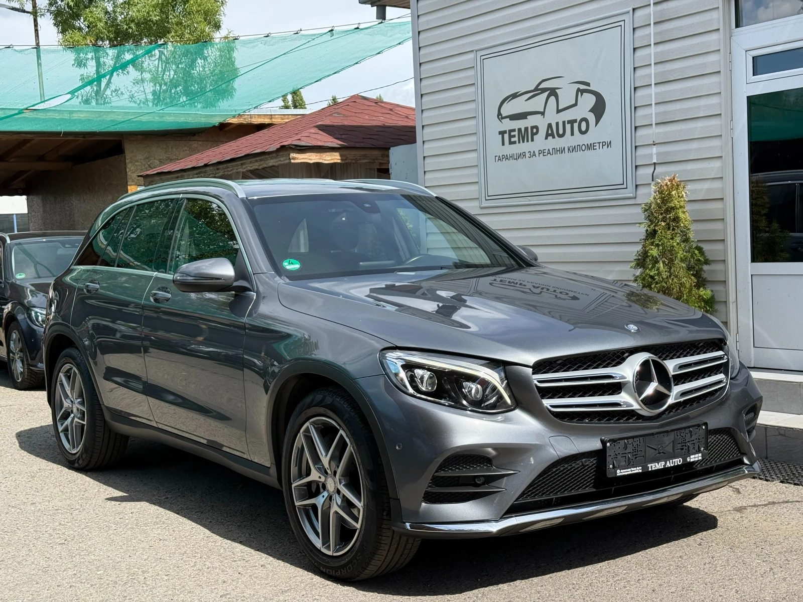 Mercedes-Benz GLC 220 D* AMG* СЕРВИЗНА КНИЖКА С ПЪЛНА ИСТОРИЯ В МЕРЦЕДЕС - изображение 3