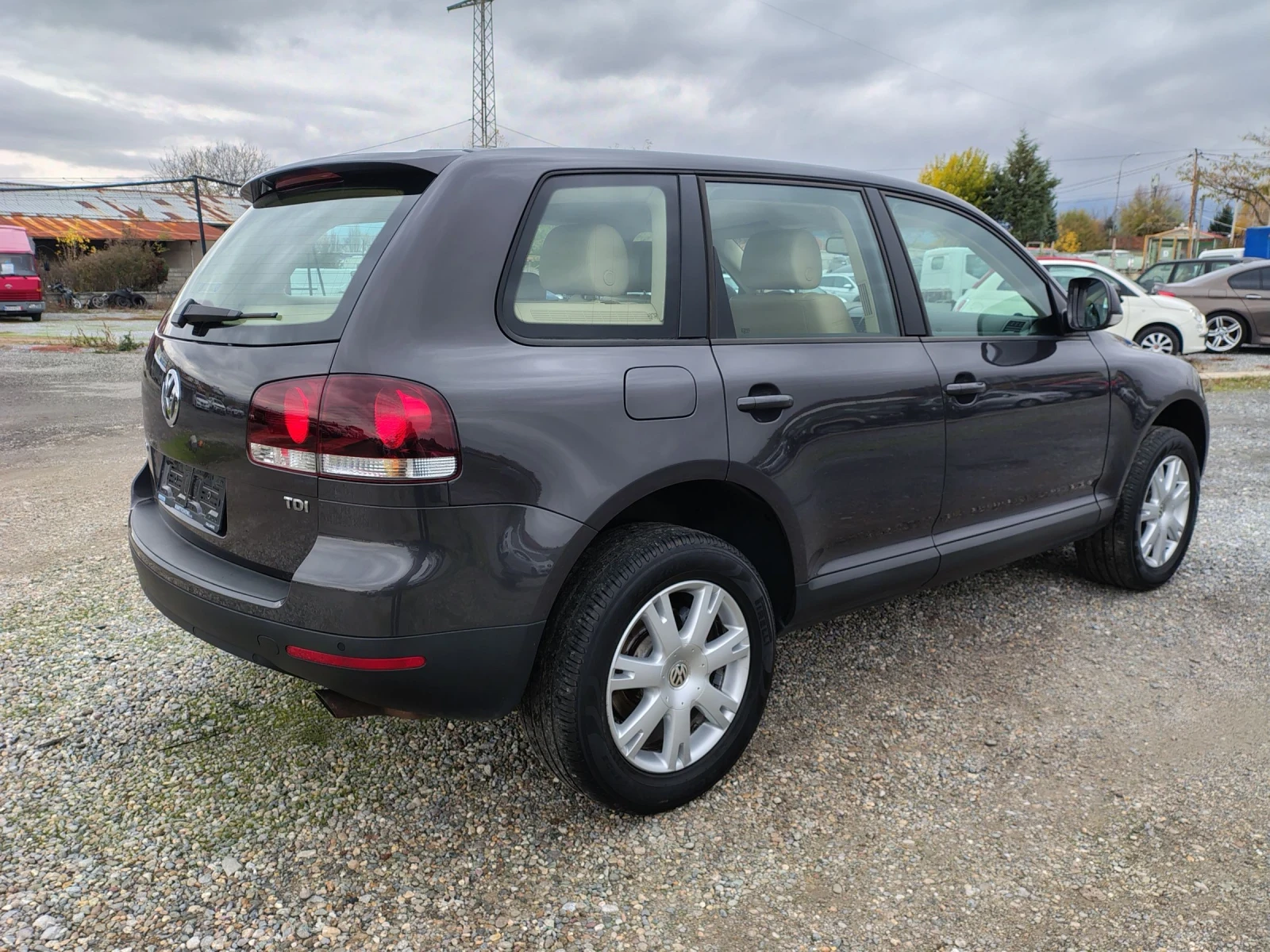 VW Touareg  - изображение 7