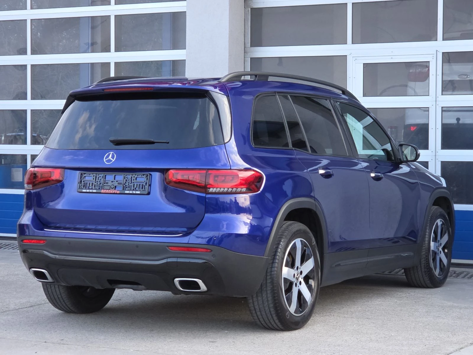 Mercedes-Benz GLB 200D/4-MATIC/PROGRESSIVE LINE , снимка 3 - Автомобили и джипове - 53879078