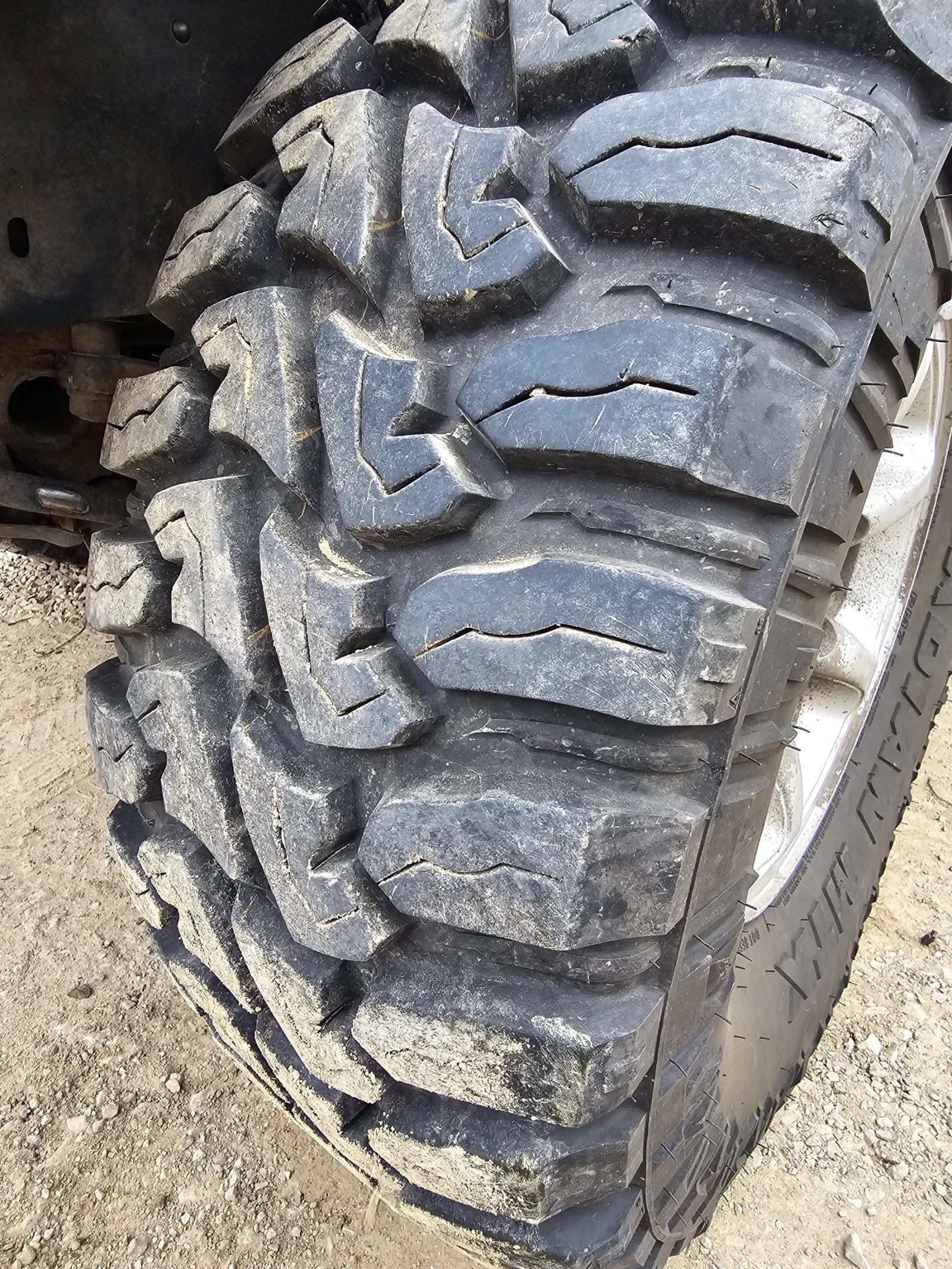 Mitsubishi Pajero Super select, снимка 8 - Автомобили и джипове - 54162439