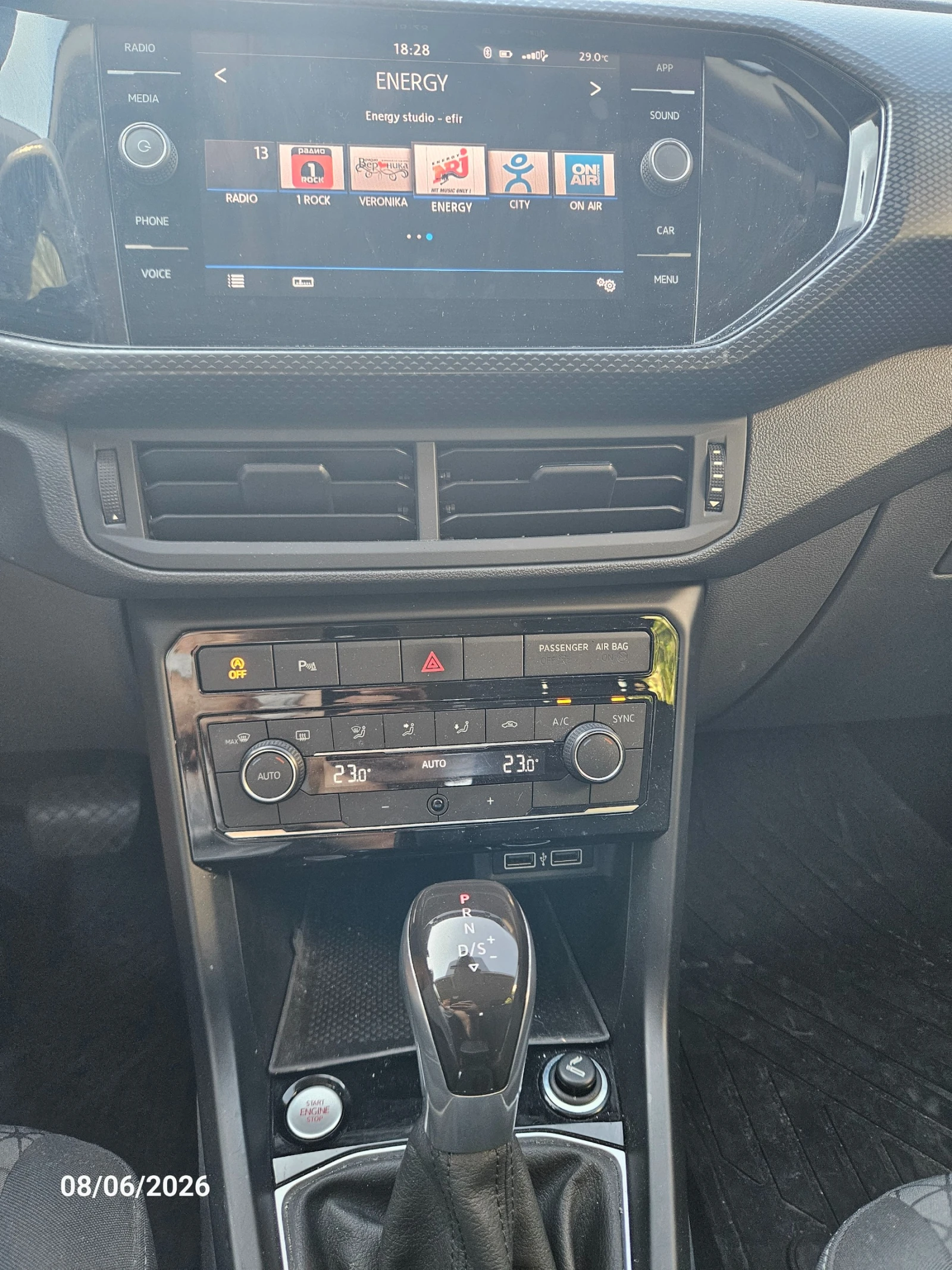 VW T-Cross 1.0 TSI/ Life/ Automatic, снимка 6 - Автомобили и джипове - 54762250