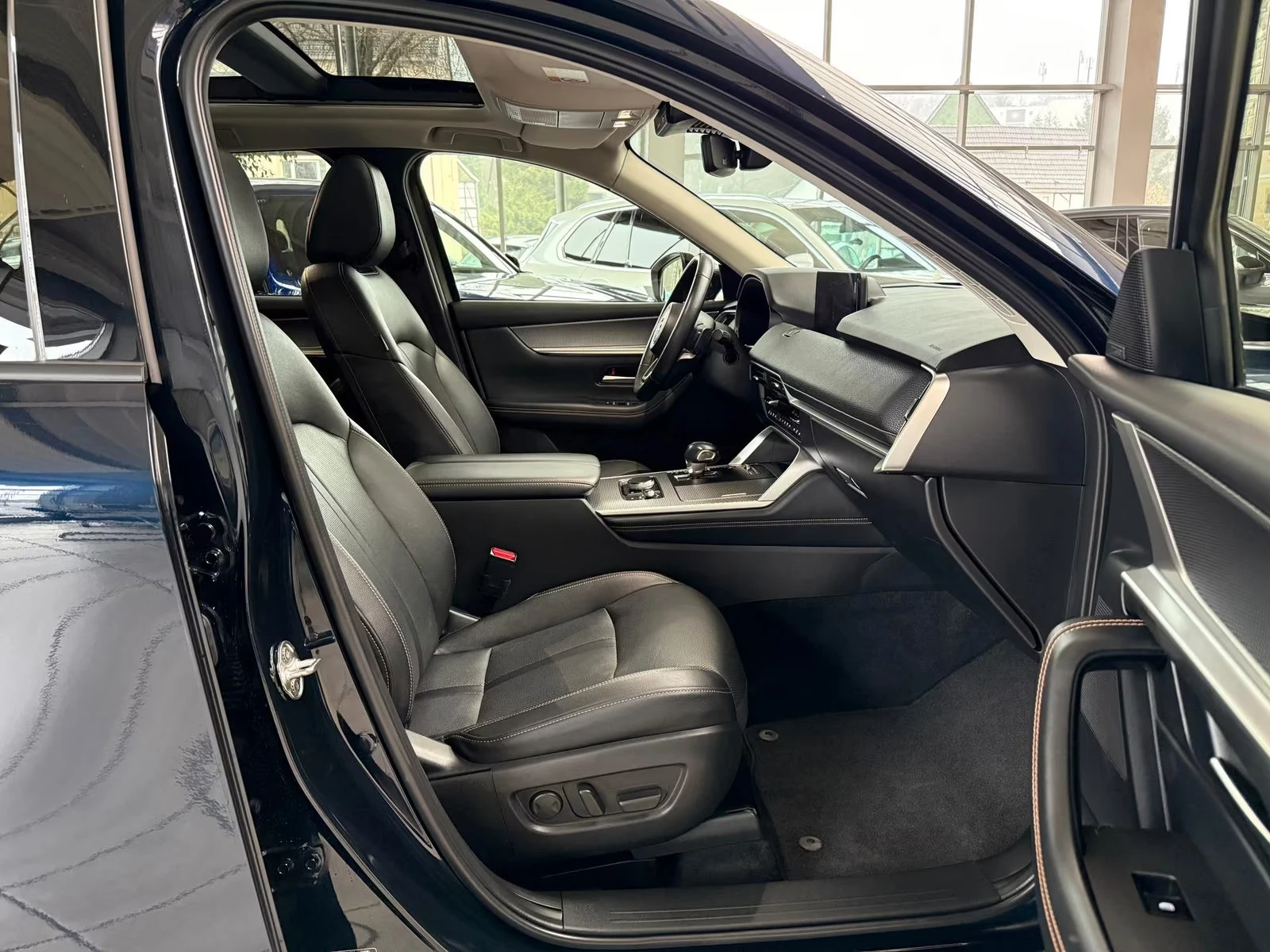 Mazda CX-60 2.5PHEV/HOMURA/328HP/360/PANO/BOSE/HUD/824z, снимка 14 - Автомобили и джипове - 55752437