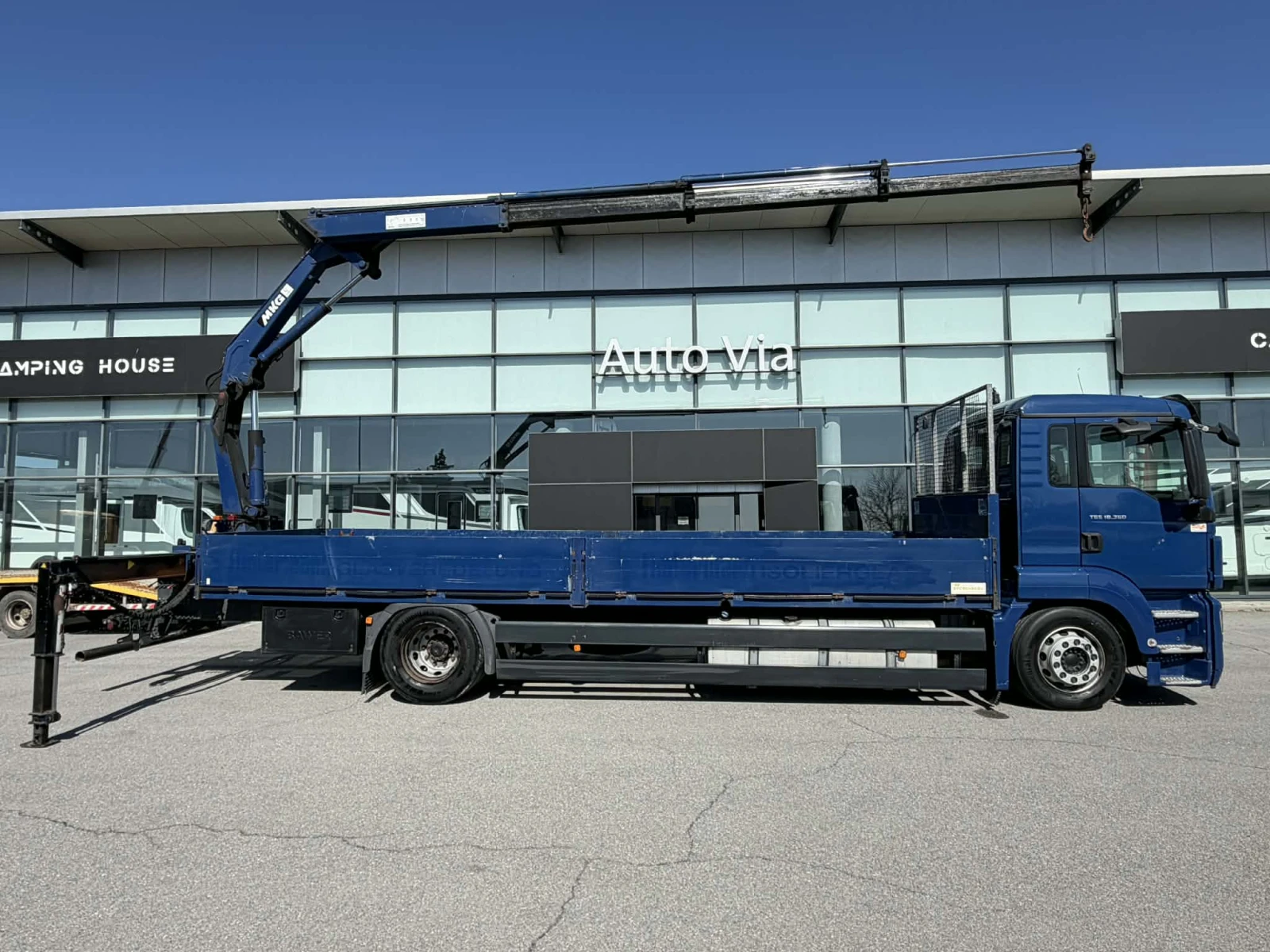 Man Tgs 18.360 С КРАН MKG , снимка 3 - Камиони - 53910591