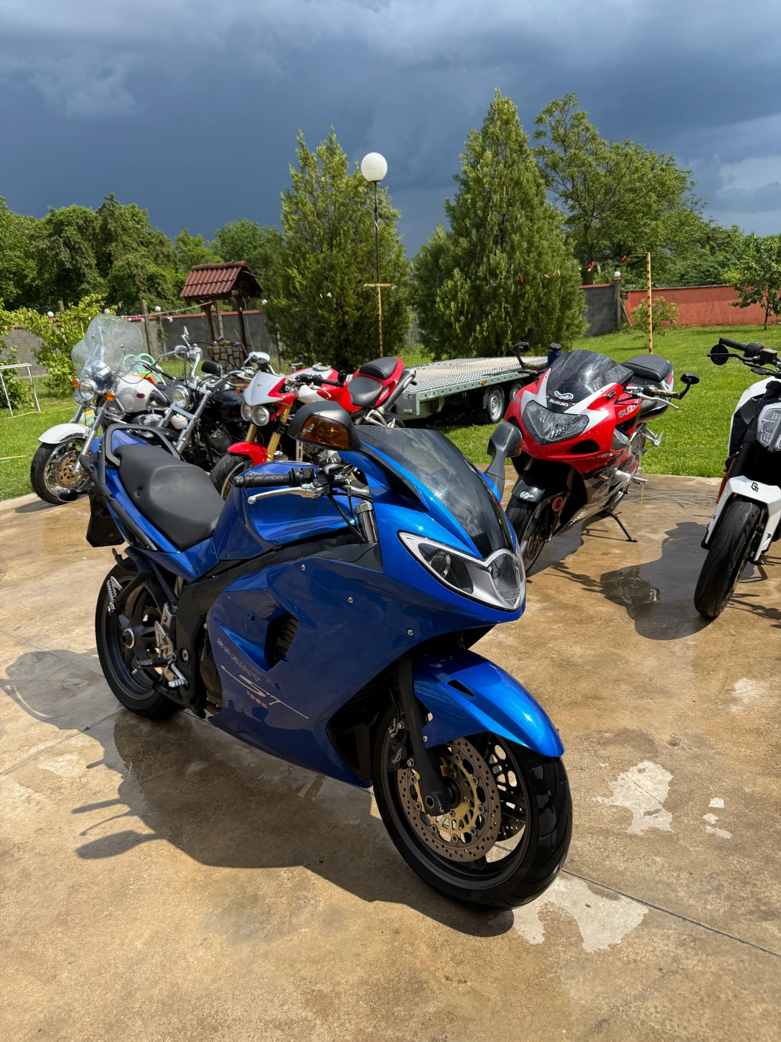 Triumph Sprint St 1050