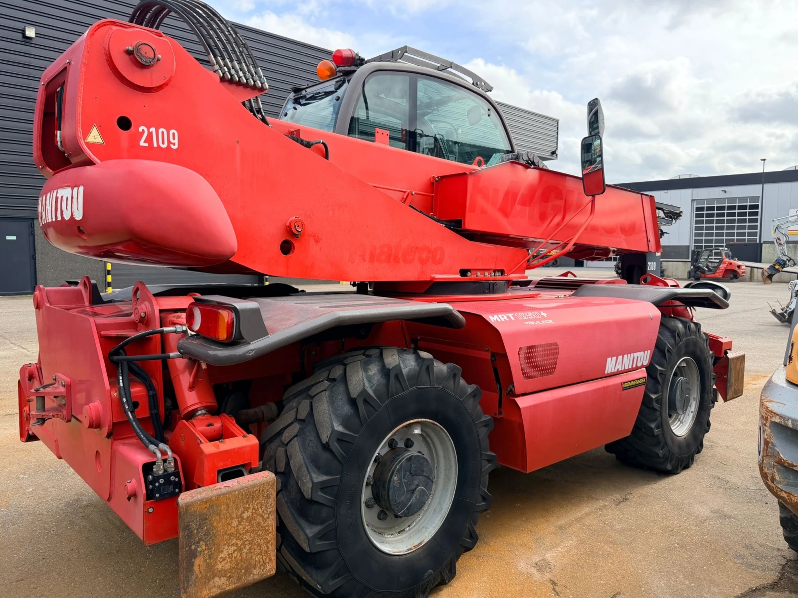 ������������ �������� Manitou MRT 1850 PLUS ������ 3000 ���� ���� | Mobile.bg � ����������� 2