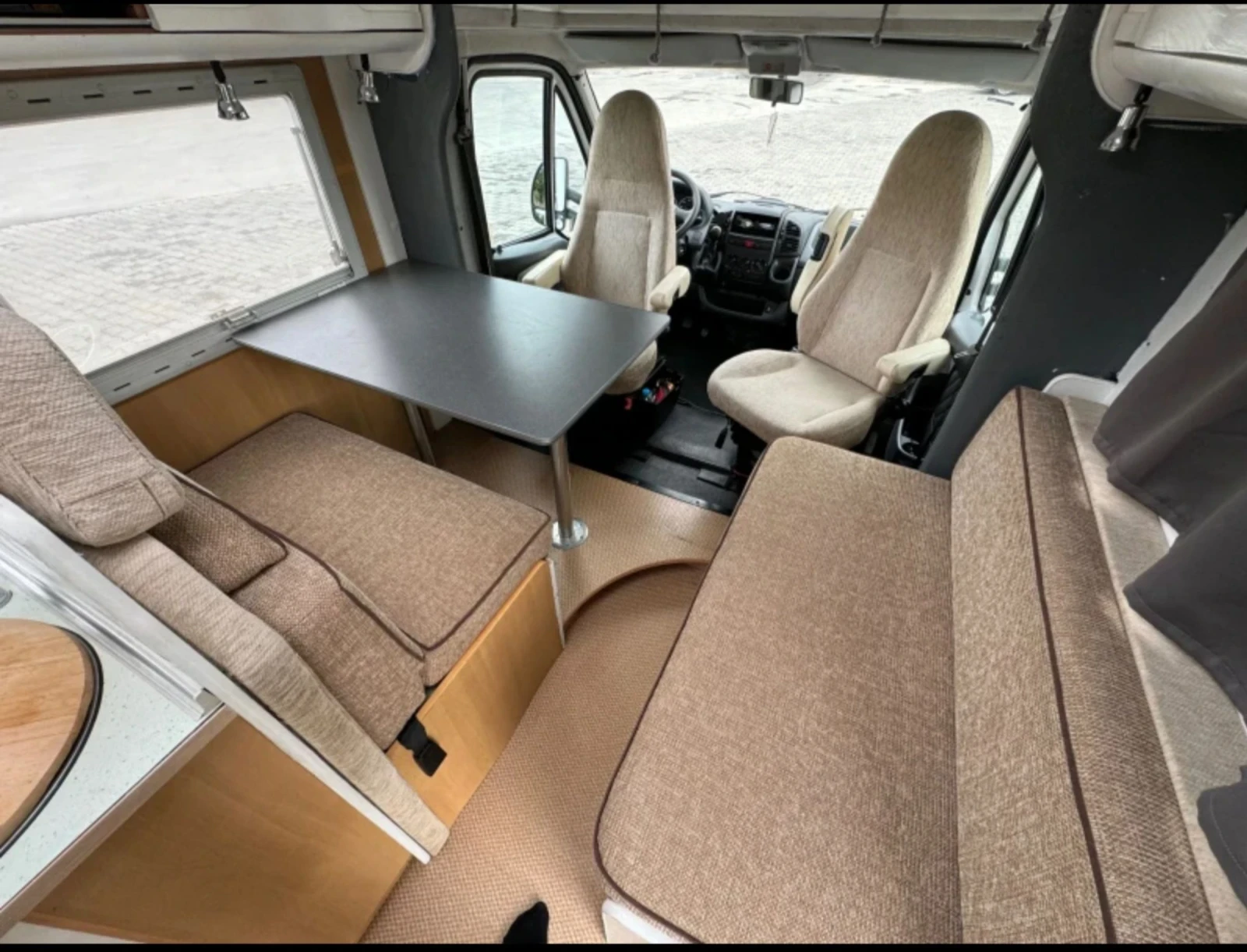 Кемпер Burstner Fiat Ducato, снимка 2 - Каравани и кемпери - 54153993