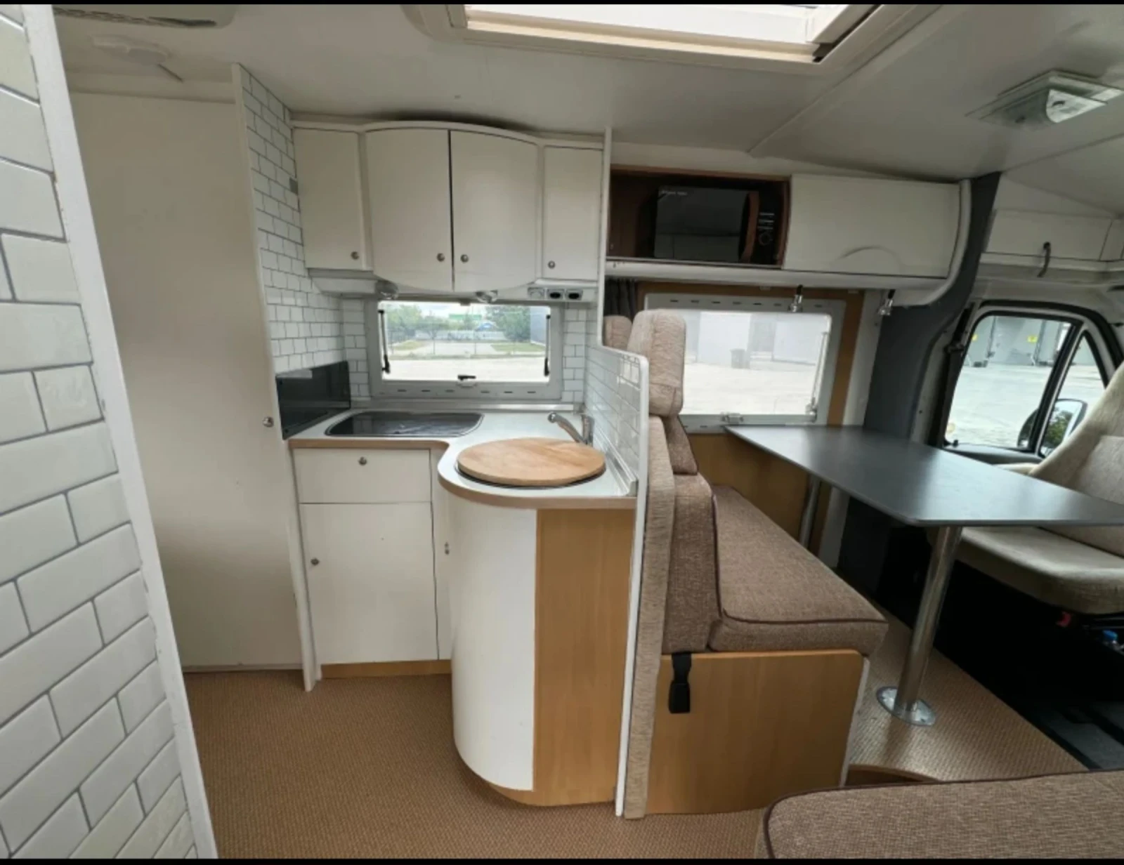 Кемпер Burstner Fiat Ducato, снимка 4 - Каравани и кемпери - 54153993