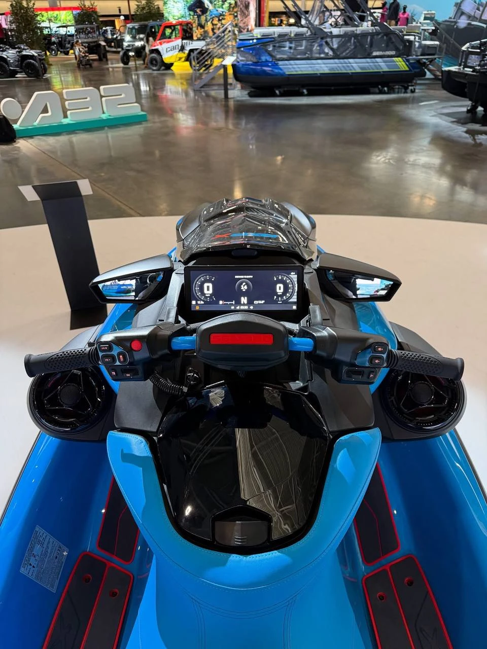 Джет Bombardier Sea Doo Sea Doo RXP-X 325 Tech Package - изображение 4