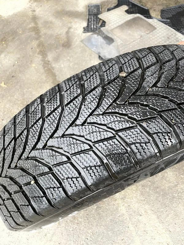 Гуми с джанти Maxtrek 225/65R17, снимка 5 - Гуми и джанти - 34458314