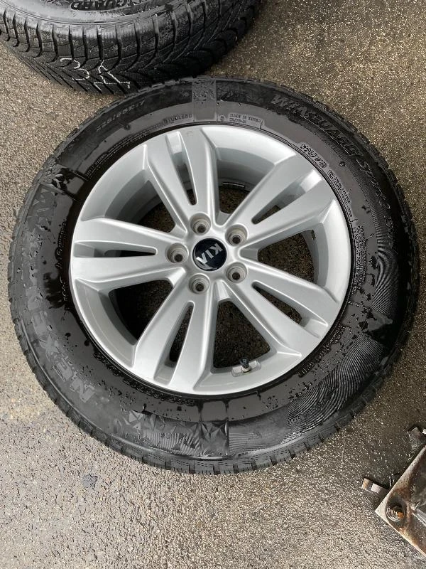 Гуми с джанти Maxtrek 225/65R17, снимка 1 - Гуми и джанти - 34458314