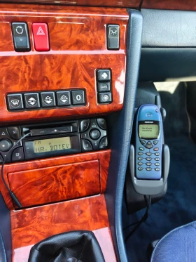 Mercedes-Benz 124 Е200, снимка 4