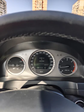Mercedes-Benz C 220 Avantgarde , снимка 13