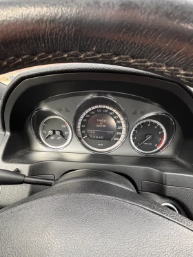 Обява за продажба на Mercedes-Benz C 250 4-matic, бензин/газ, 7-G tronic, V6 ~12 500 лв. - изображение 9