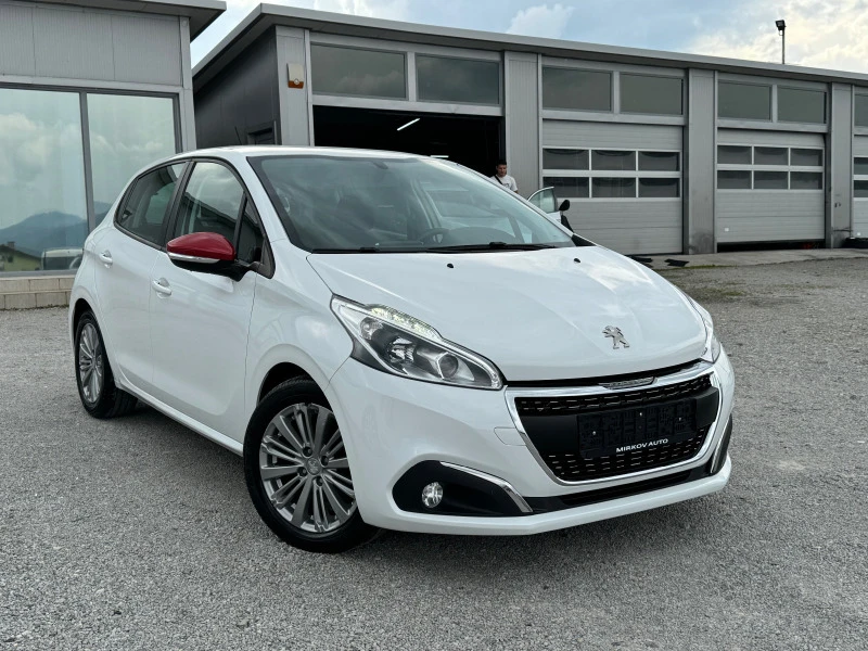 Peugeot 208 1.6 BLUE HDI 124хил. ЕВРО 6УНИКАТ, снимка 1 - Автомобили и джипове - 46355995