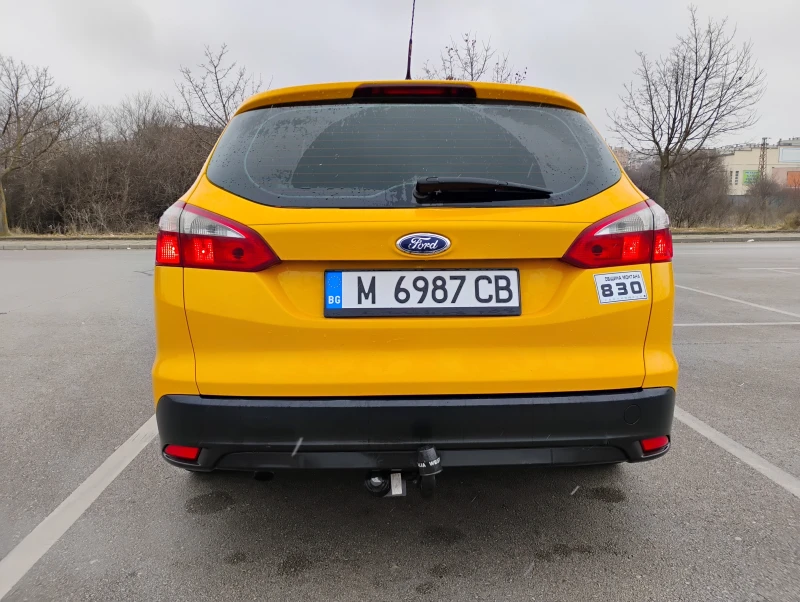 Ford Focus 1.6TDCI* 95кс* КЛИМА* ОБСЛУЖЕН* , снимка 6 - Автомобили и джипове - 49462295