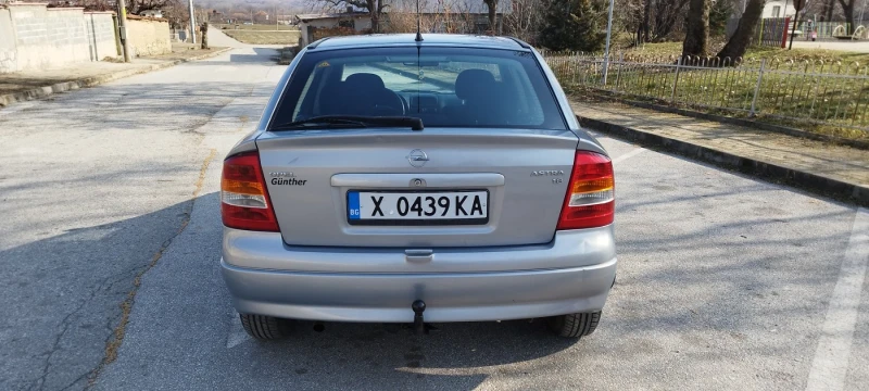 Opel Astra 1.6 Газ/клима моно * * * , снимка 6 - Автомобили и джипове - 49259471