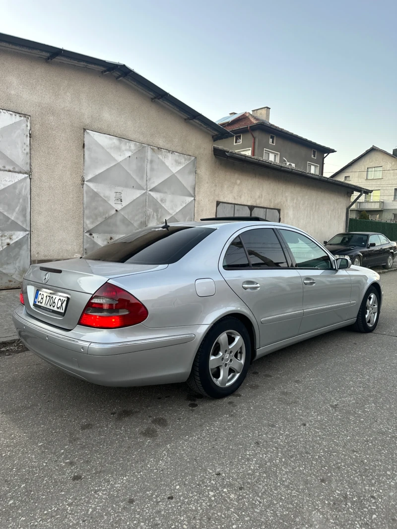 Mercedes-Benz E 270 ЧИП, снимка 2 - Автомобили и джипове - 49379066