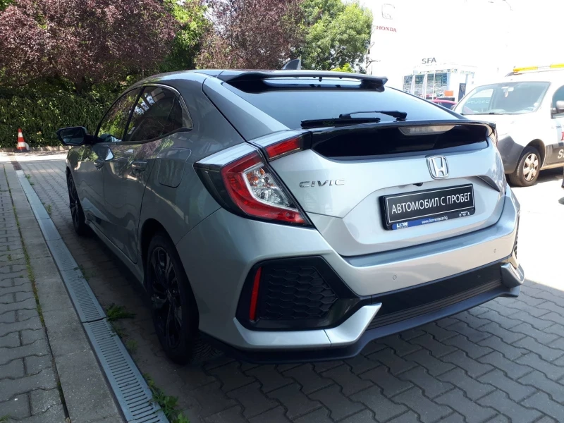 Honda Civic 1.0 VTECTurbo, снимка 6 - Автомобили и джипове - 51162441