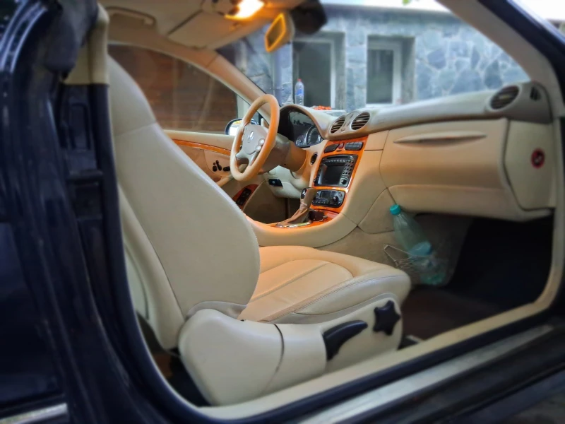 Mercedes-Benz CLK 270 CDI, снимка 7 - Автомобили и джипове - 52190489