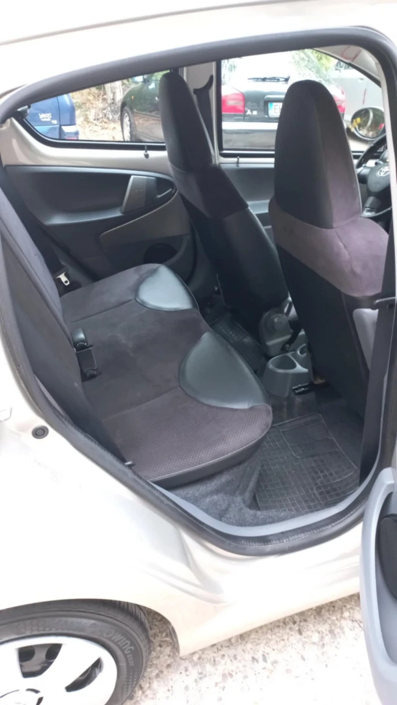 Toyota Aygo, снимка 7 - Автомобили и джипове - 52299486