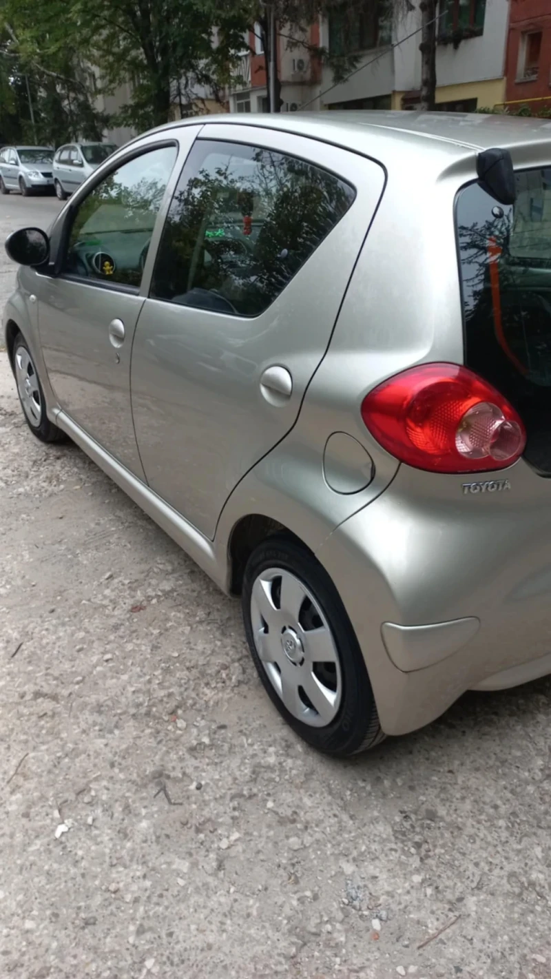 Toyota Aygo, снимка 4 - Автомобили и джипове - 52299486