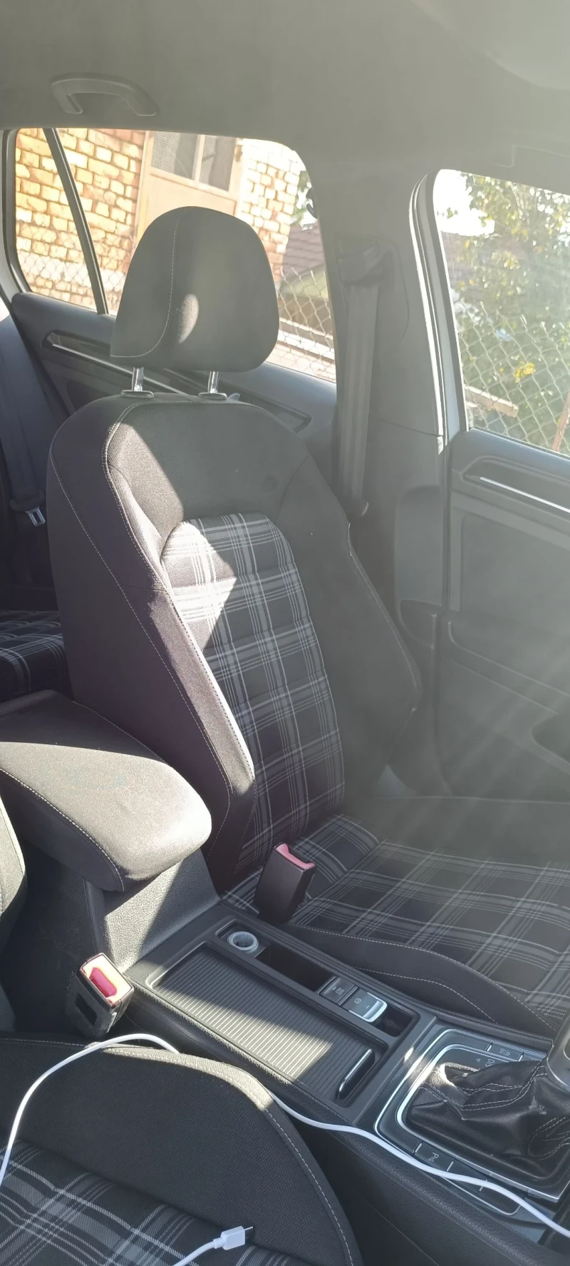 VW Golf 2.0 GTD DSG, снимка 8 - Автомобили и джипове - 52580455