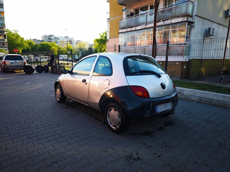 Ford Ka 1.3i / КЛИМАТИК, снимка 4 - Автомобили и джипове - 52928773