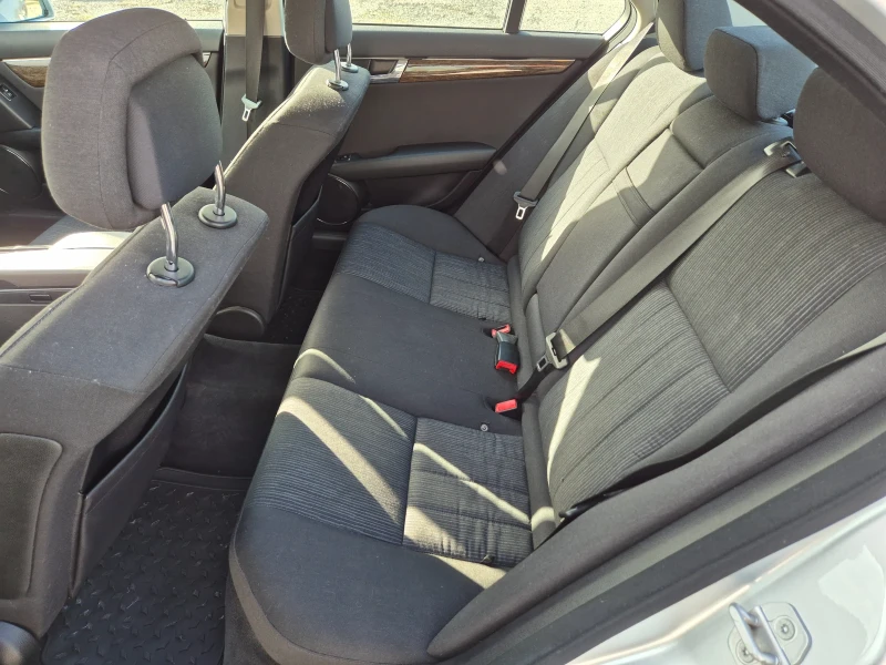 Mercedes-Benz C 180 2.0i Benzin 156ps. COMPRESOR , снимка 17 - Автомобили и джипове - 53118252
