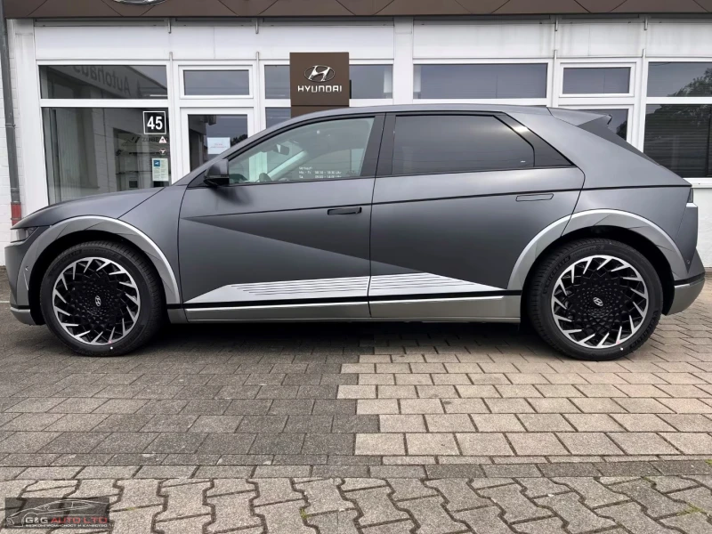 Hyundai Ioniq 5 UNIQ/325HP/4WD/PANO/360/MEMO/ACC/HUD/LED/720g, снимка 3 - Автомобили и джипове - 53244736