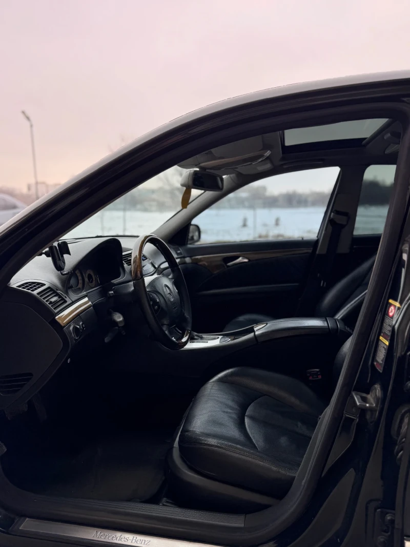 Mercedes-Benz E 320 CDI 360кс., снимка 10 - Автомобили и джипове - 53354012