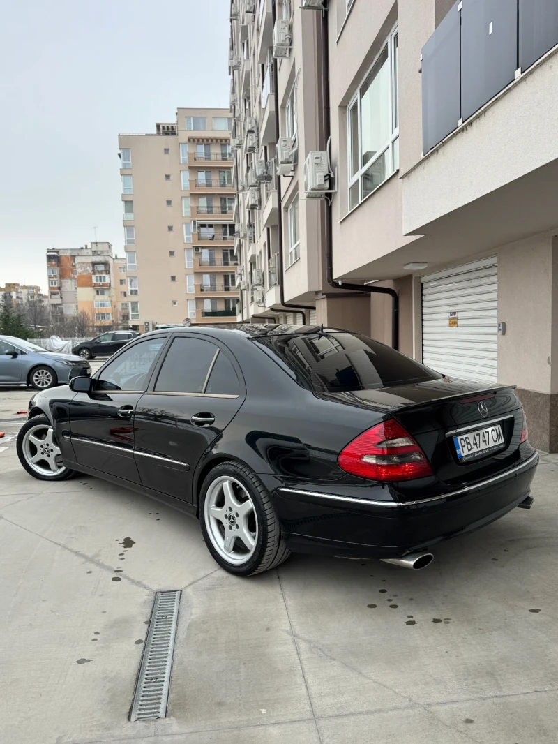 Mercedes-Benz E 320 CDI 360кс., снимка 2 - Автомобили и джипове - 53354012