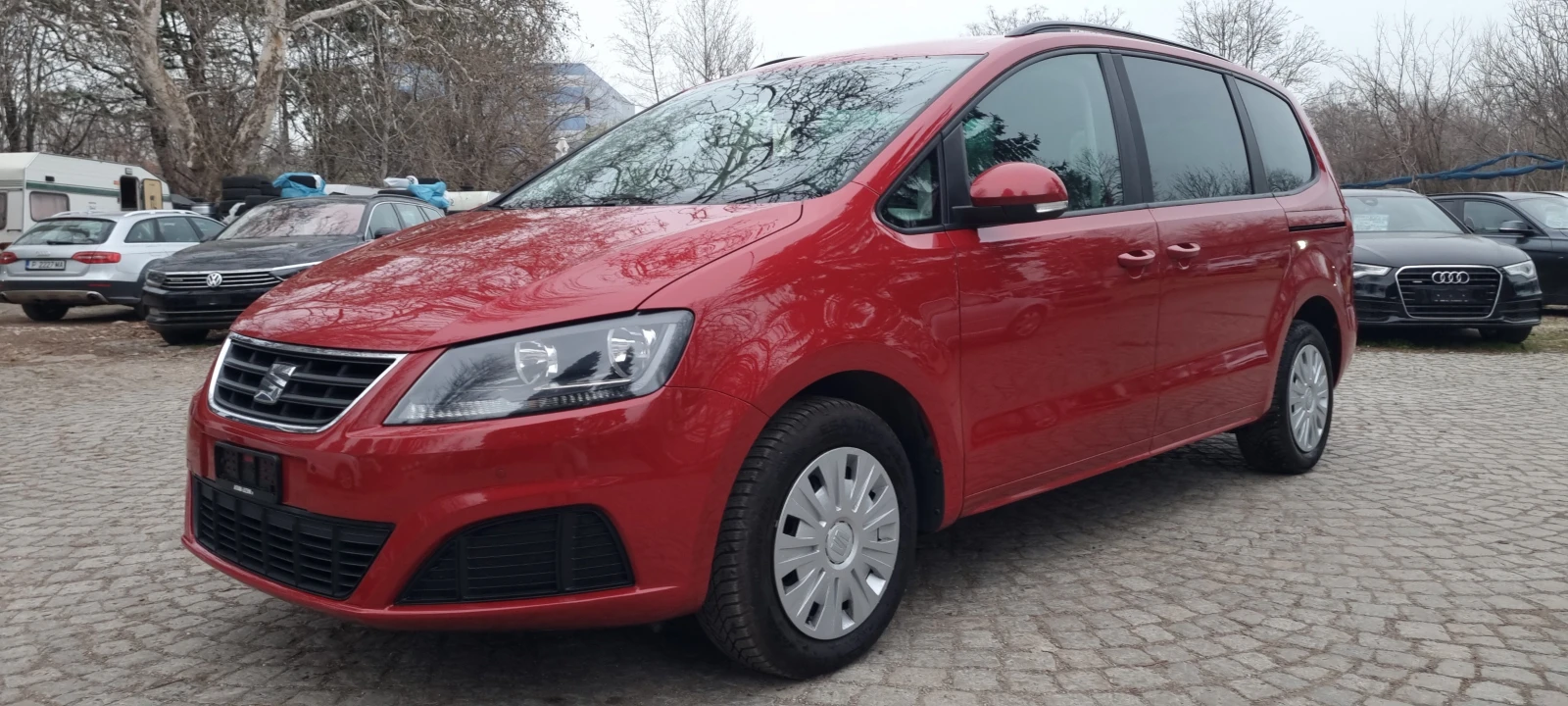 Seat Alhambra 2.0 TDI * FACELIFT* * AVTOMAT* * NAVI* * ШВЕЙЦАРИЯ, снимка 1