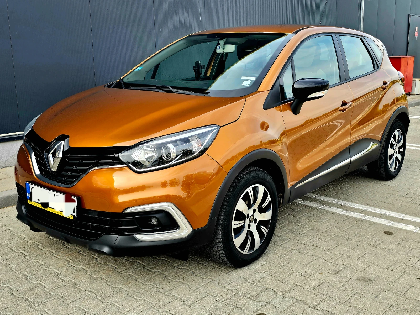 Renault Captur 90hp - 82000км Keyless и др. , снимка 1