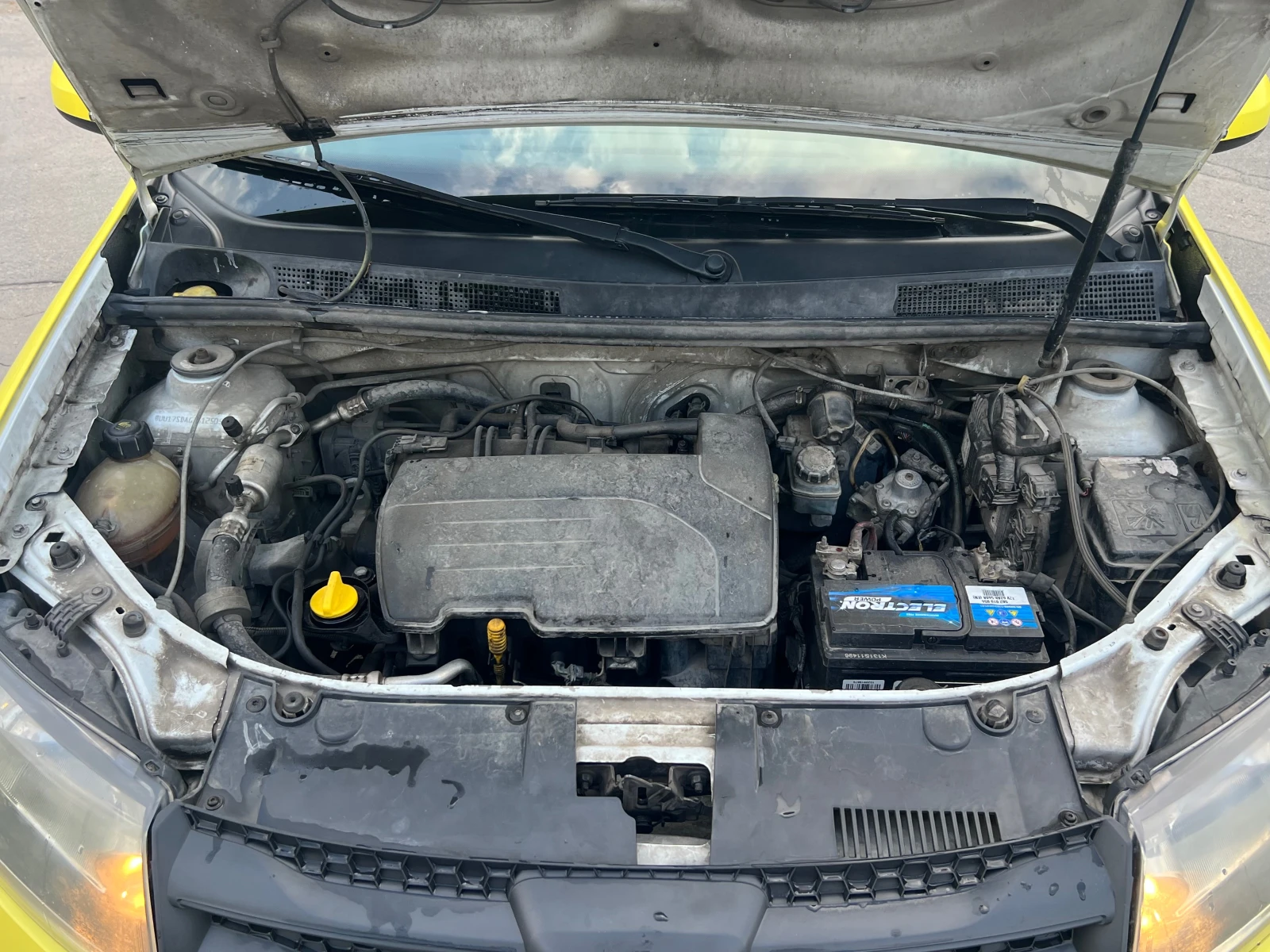 Dacia Logan 1.2 LPG - изображение 7