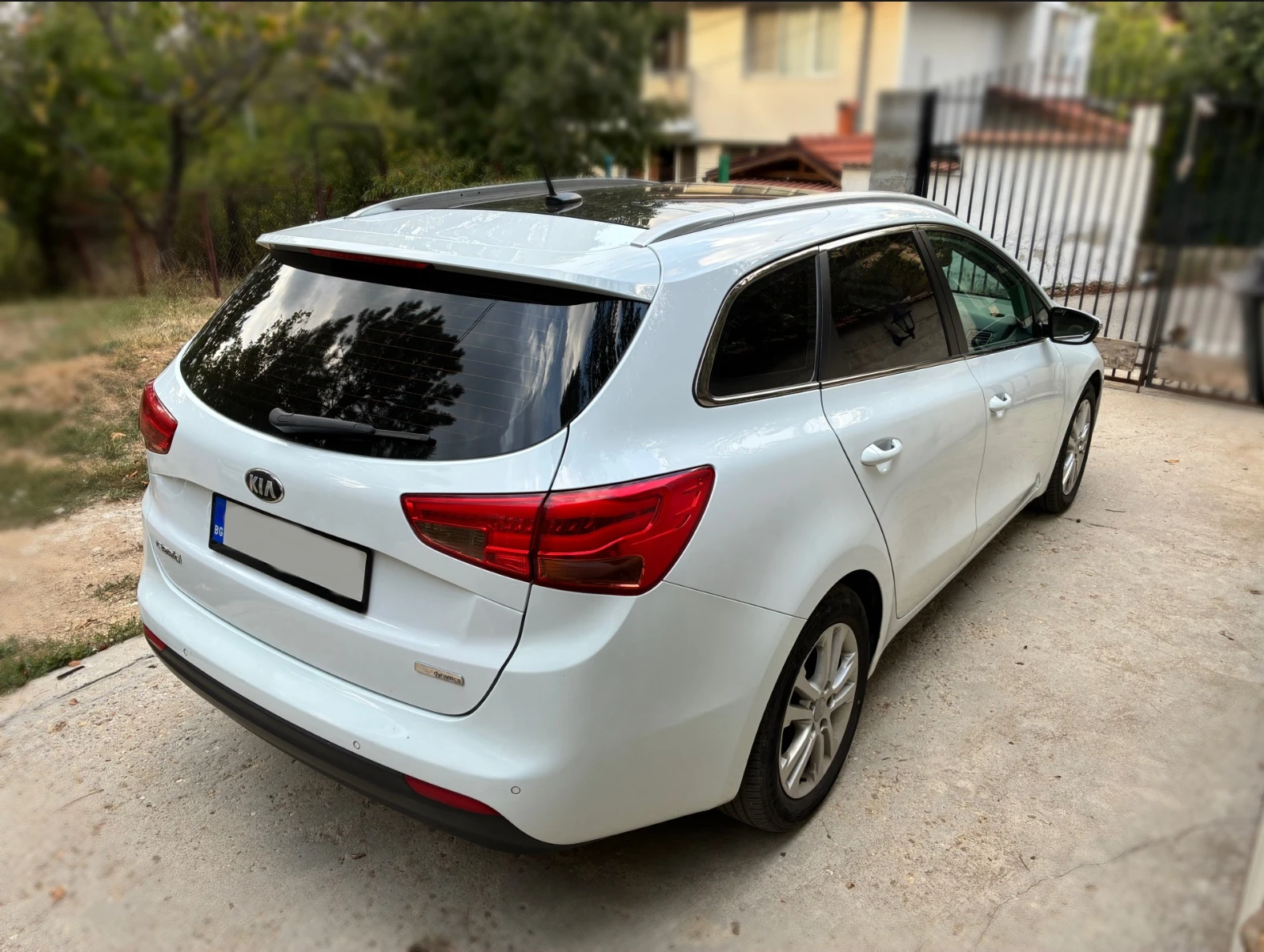 Kia Ceed 1.6 Панорама - изображение 4