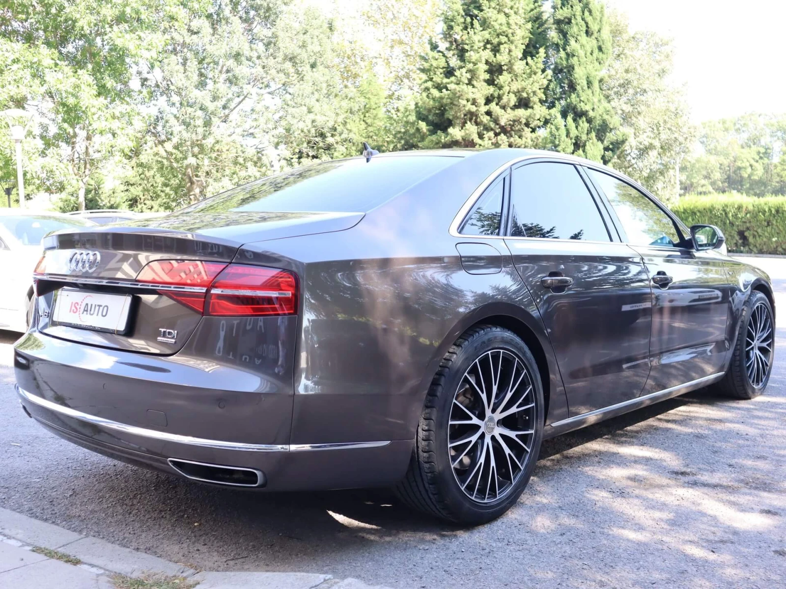 Audi A8 4.2TDI/Design Selection/Bose/Камера 360/Дистроник - изображение 4