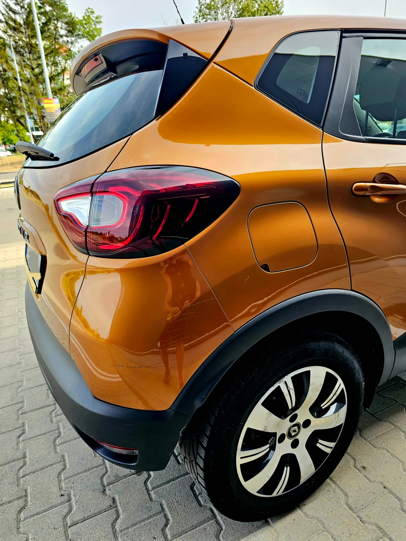 Renault Captur 90hp - 82000км Keyless и др.  | Mobile.bg — изображение 14