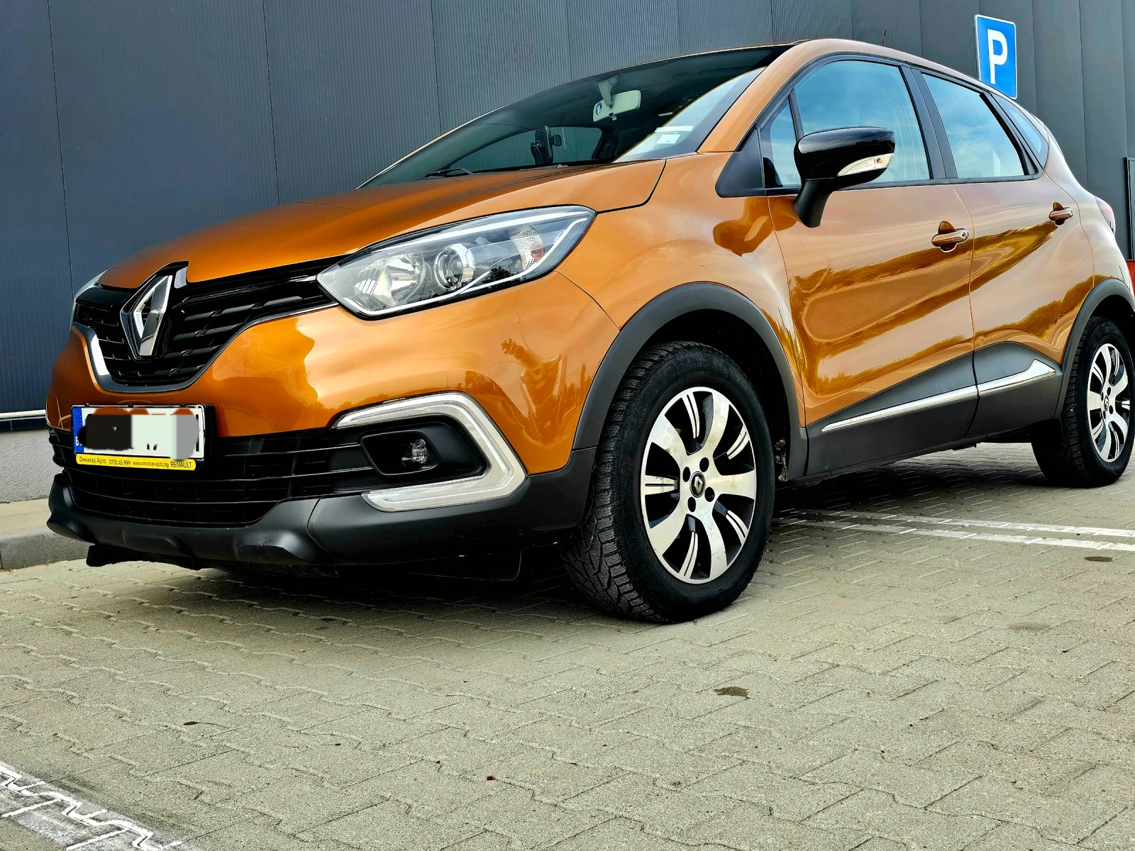 Renault Captur 90hp - 82000км Keyless и др.  | Mobile.bg — изображение 2