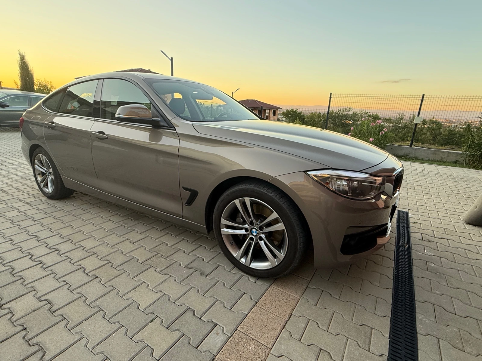 BMW 3gt 335 | Mobile.bg   1