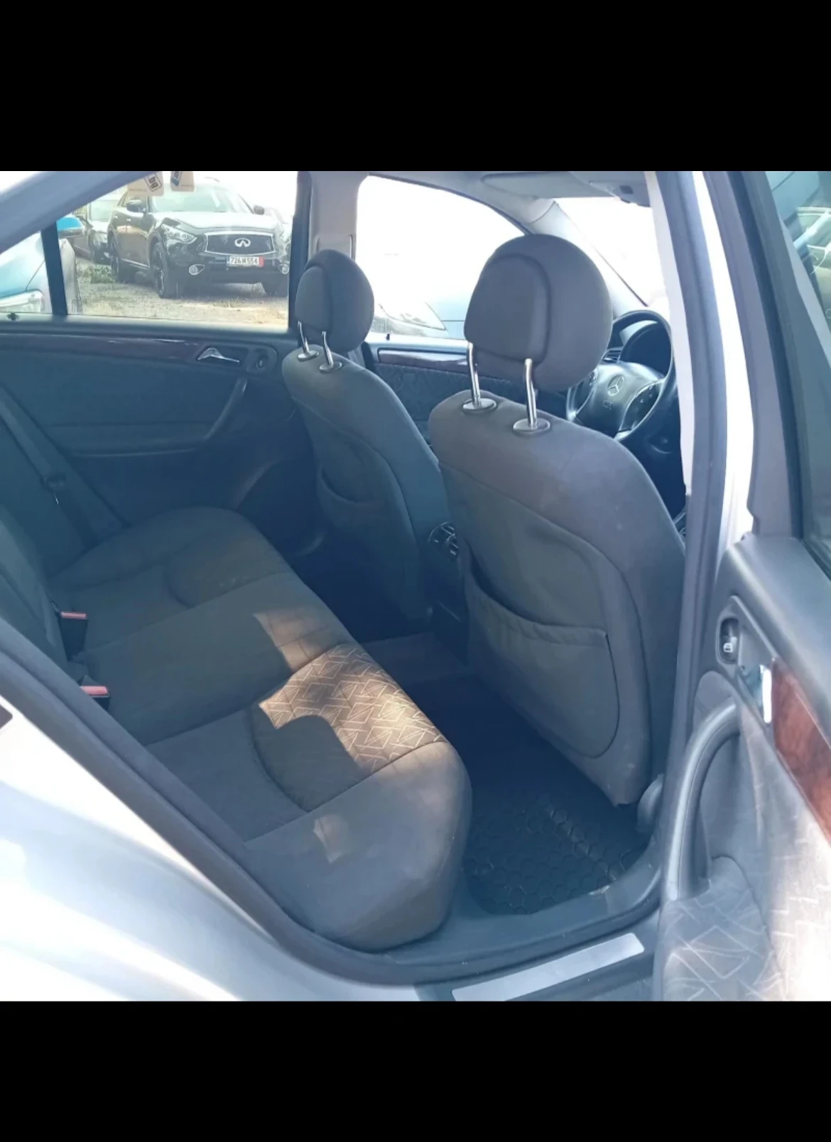 Mercedes-Benz C 180  - изображение 7