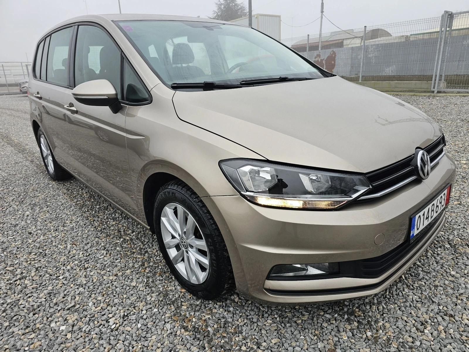 VW Touran 1.6tdi 115k.c DSG 6+ 1 ����� | Mobile.bg � ����������� 17