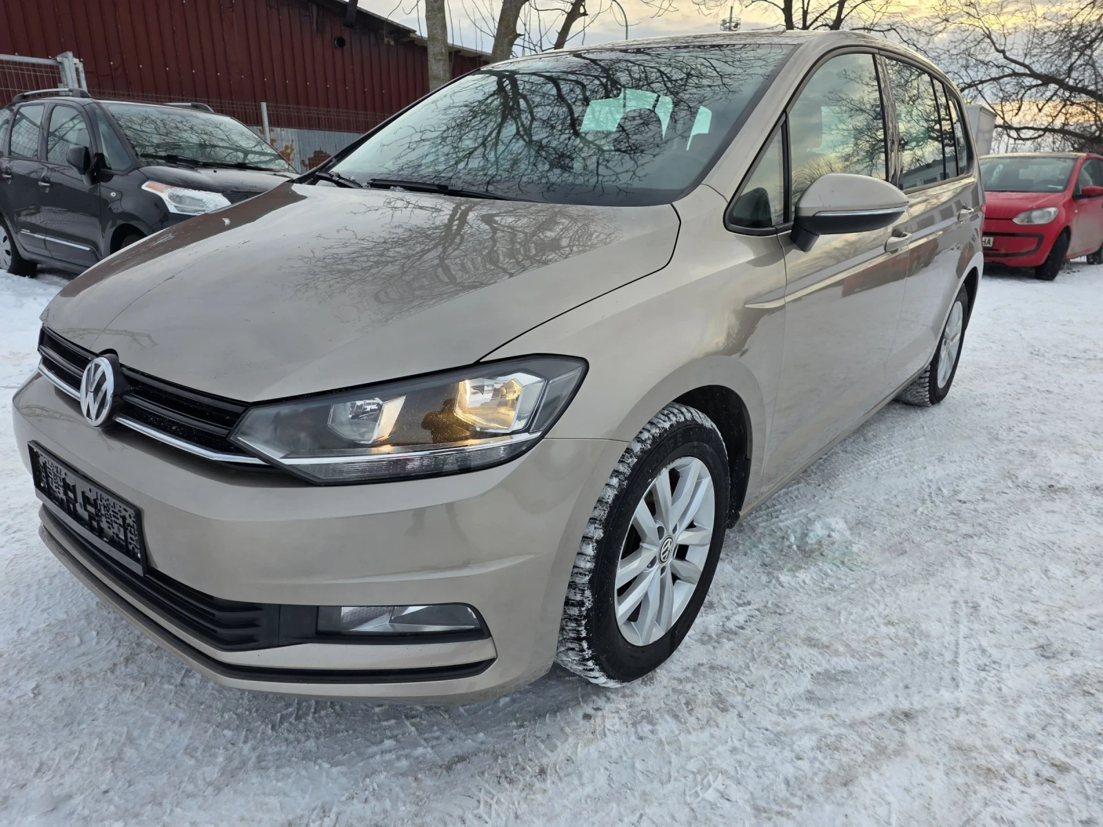 VW Touran 1.6tdi 115k.c DSG 6+ 1 ����� | Mobile.bg � ����������� 1