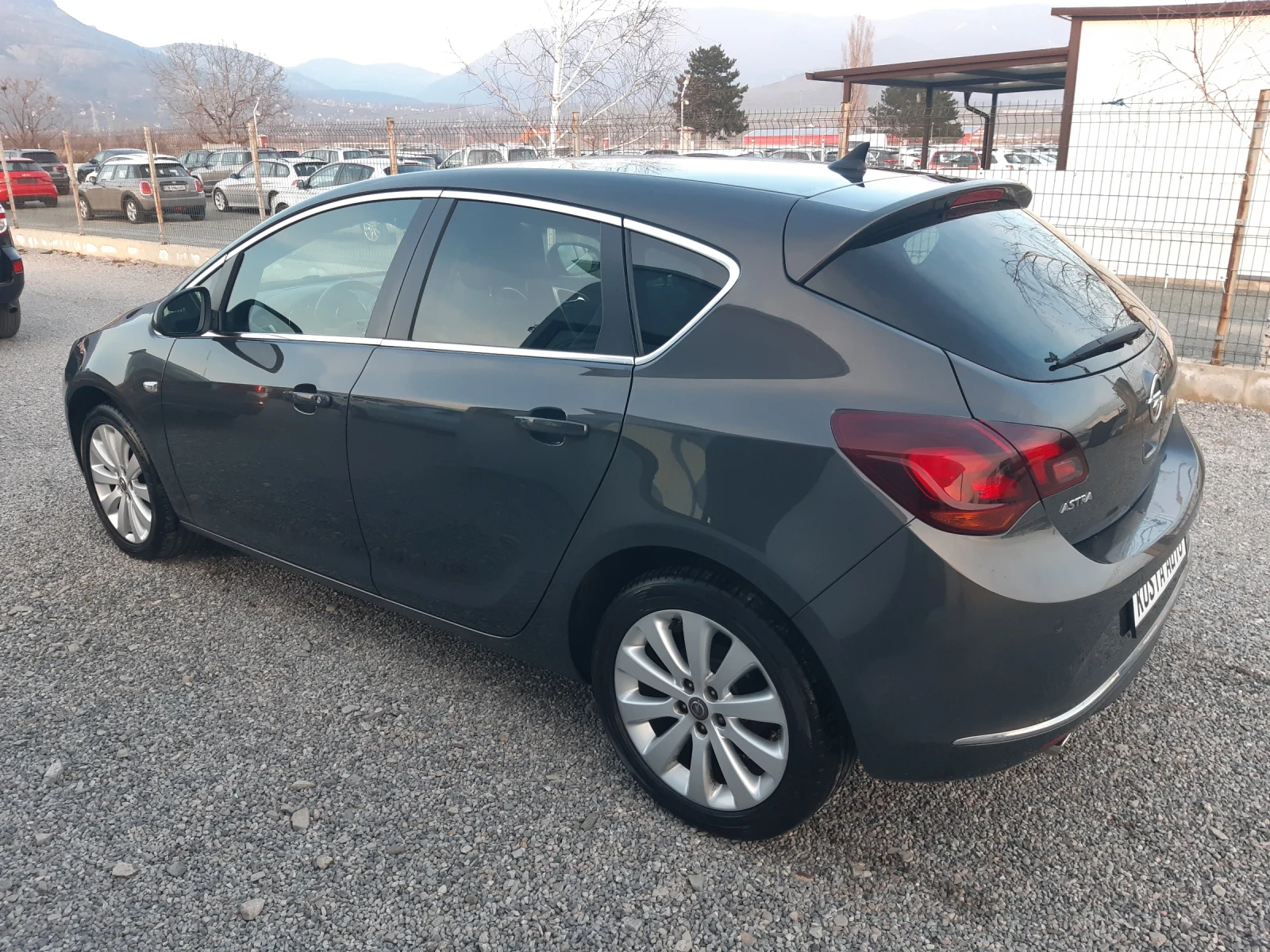 Opel Astra КАТО НОВ - изображение 7