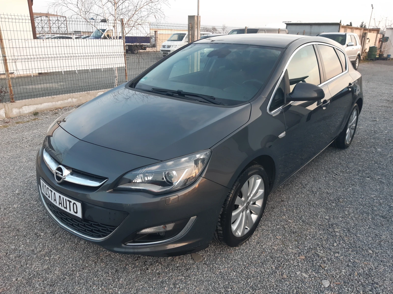 Opel Astra КАТО НОВ - изображение 9
